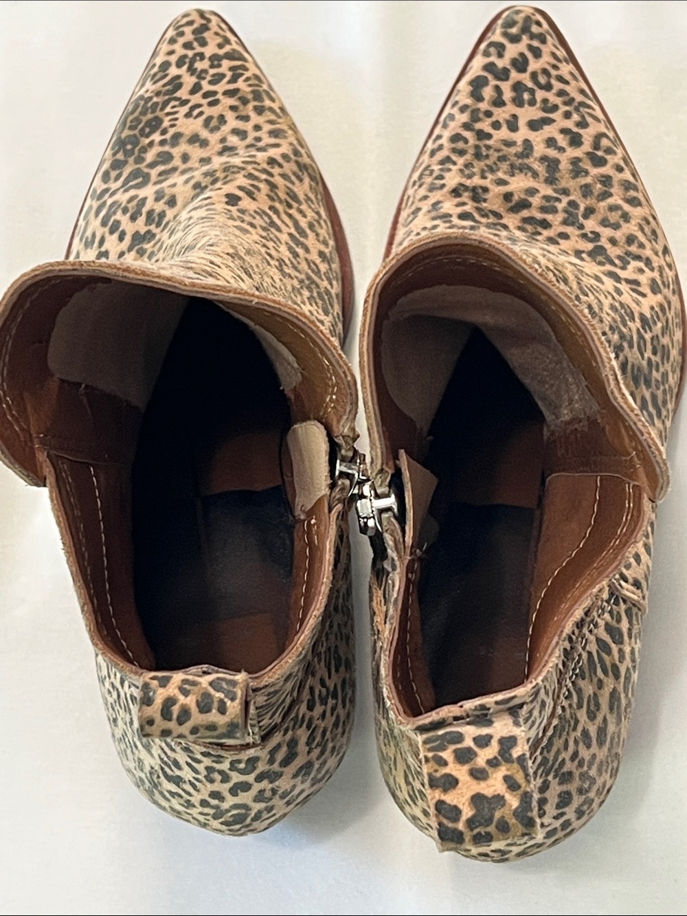 Dolce Vita Serna Leopard Print Suede Ankle Booties - Picture 3 of 9